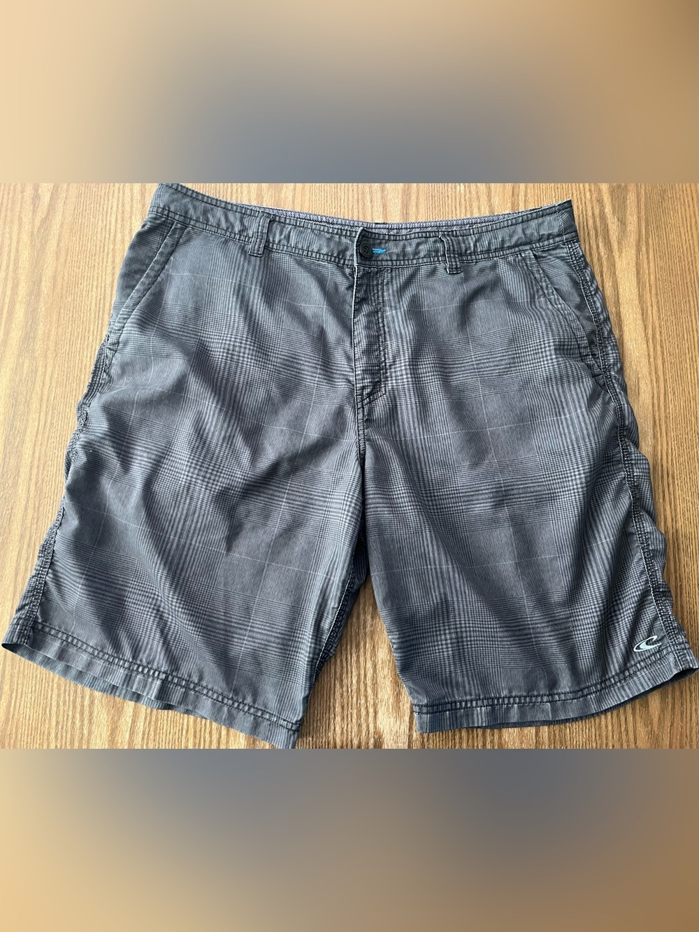 O'Neill Men's Dark Gray Plaid hybrid Shorts size 38